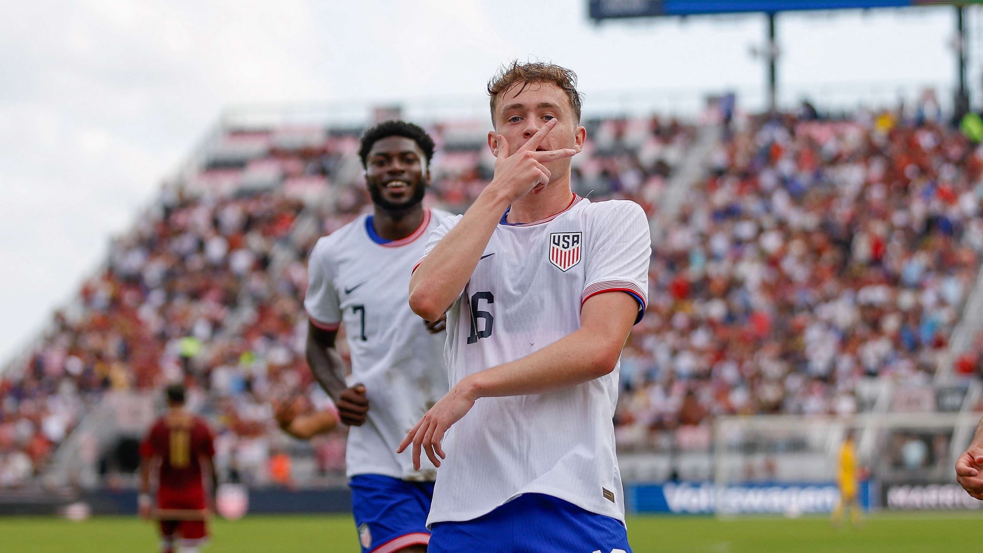 在校期间参 在校期间参