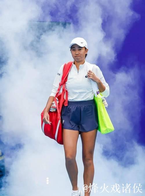 张帅强势击败对手 广州国际女子网球公开赛首战告捷