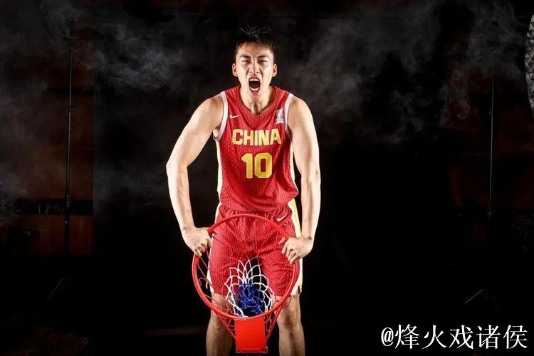 中国男篮新秀崭露头角 王俊杰：仍有诸多不足待改进